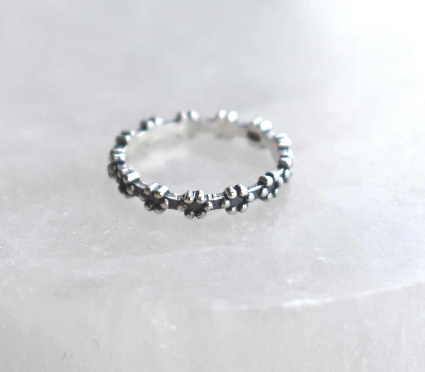 Dotted Flower Ring Band-Sterling Silver