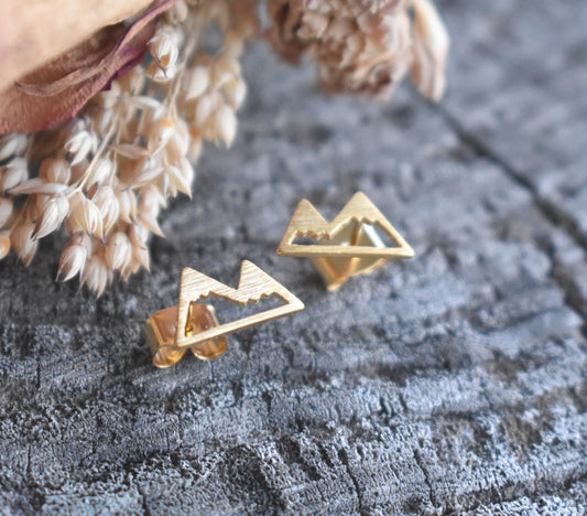 Gold Mountain Stud Earrings-18k