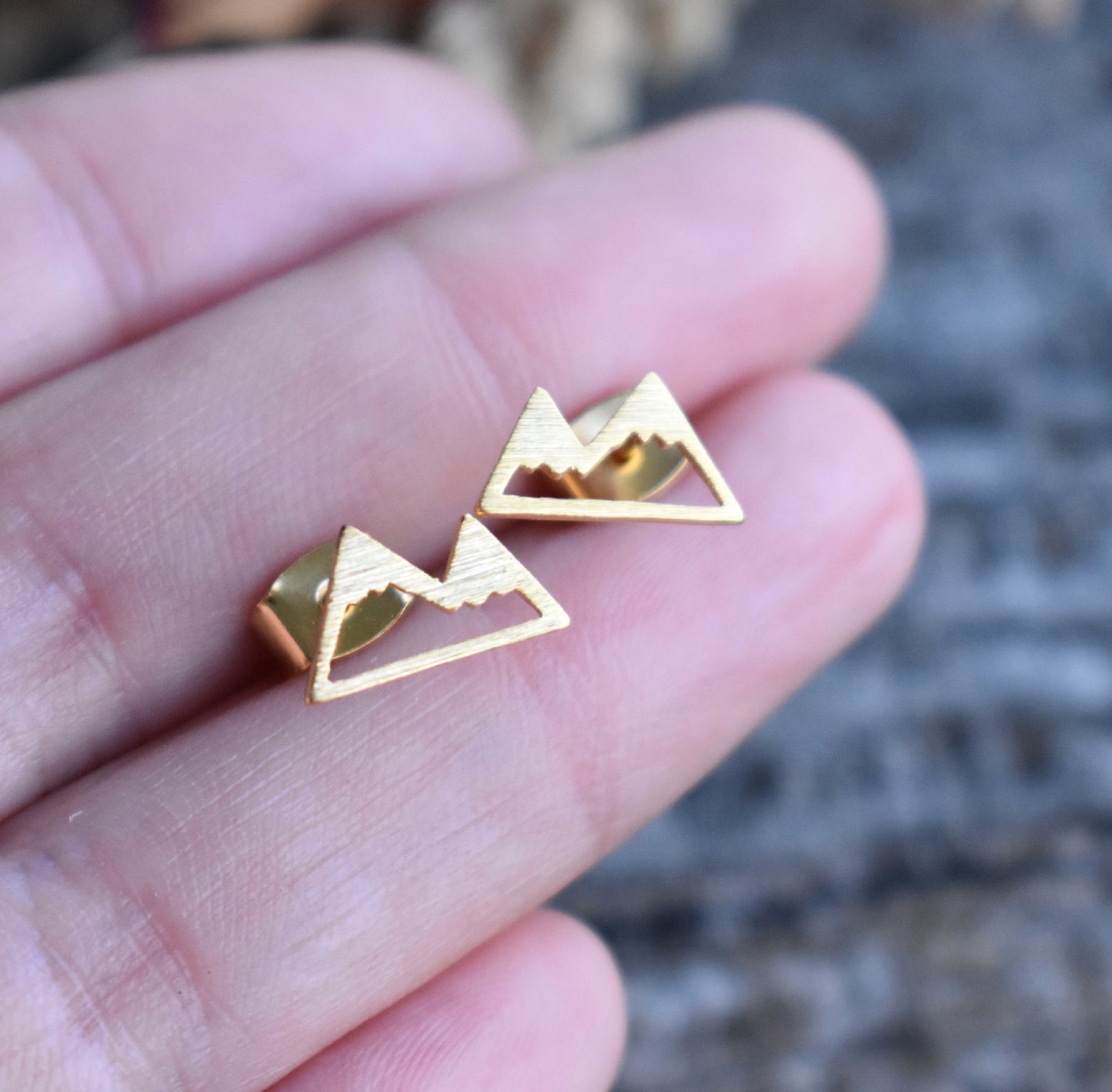 Gold Mountain Stud Earrings-18k