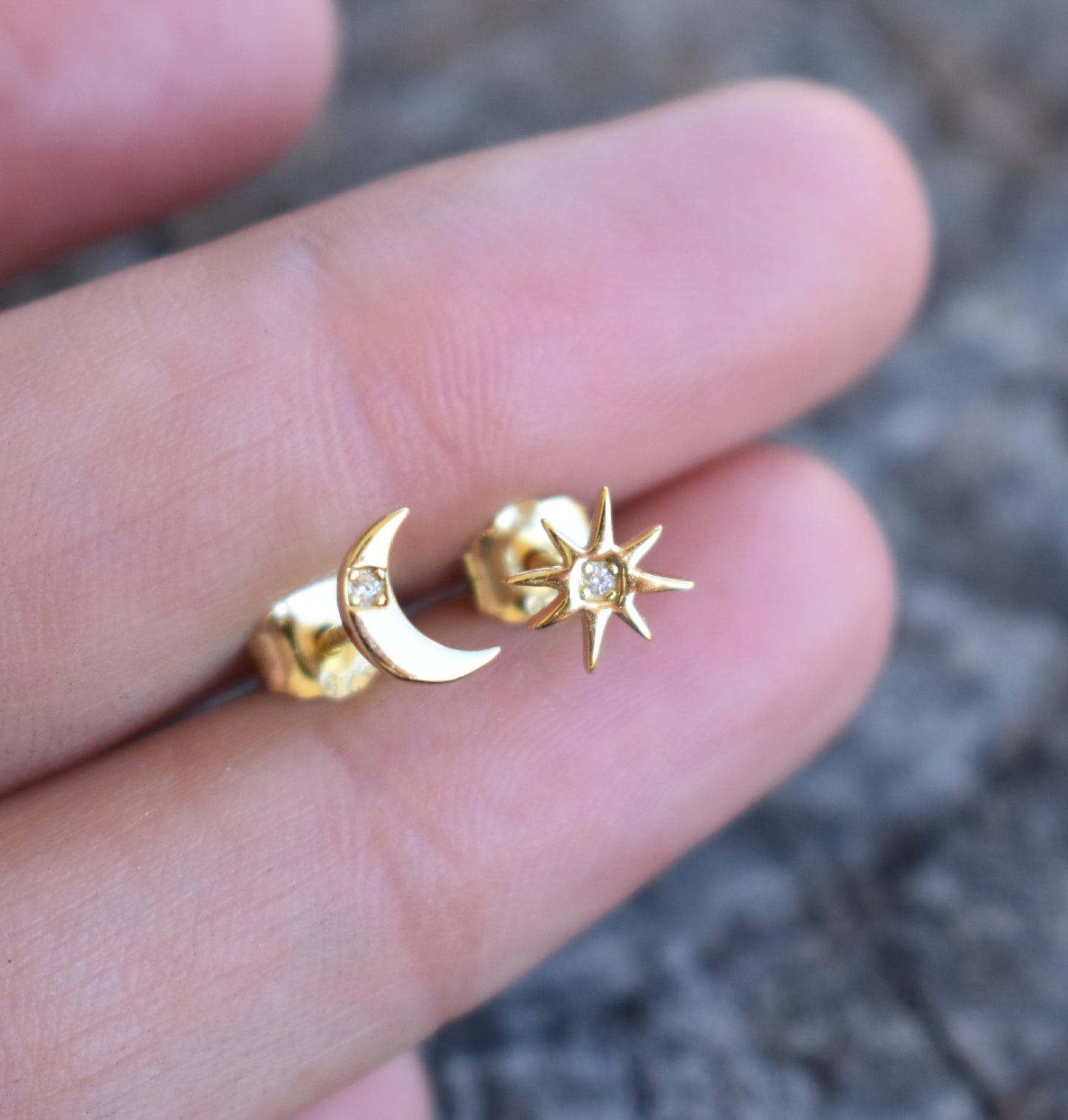 Gold Moon & Star Stud Earrings-18k