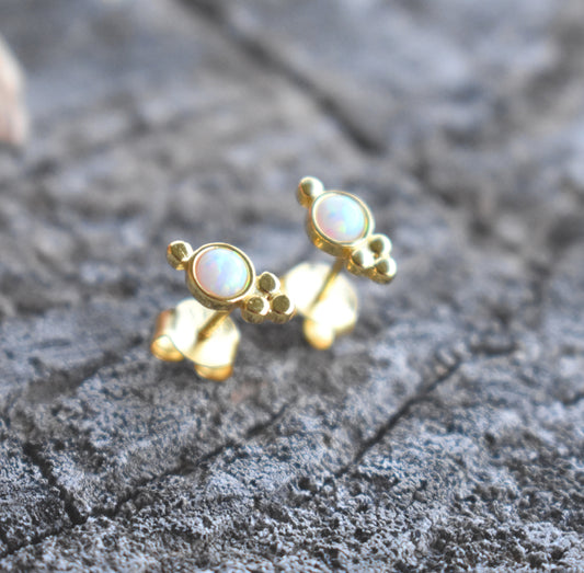 Gold Fire Opal Dotted Stud Earrings-18k