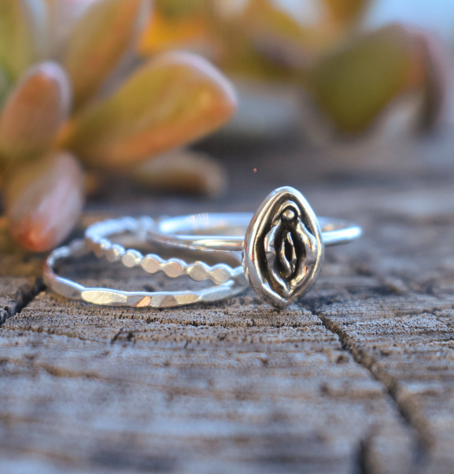Yoni Ring- Pussy Ring, Vulva Ring, Feminist Ring, Empowerment-Vagina Ring-Silver & Gold