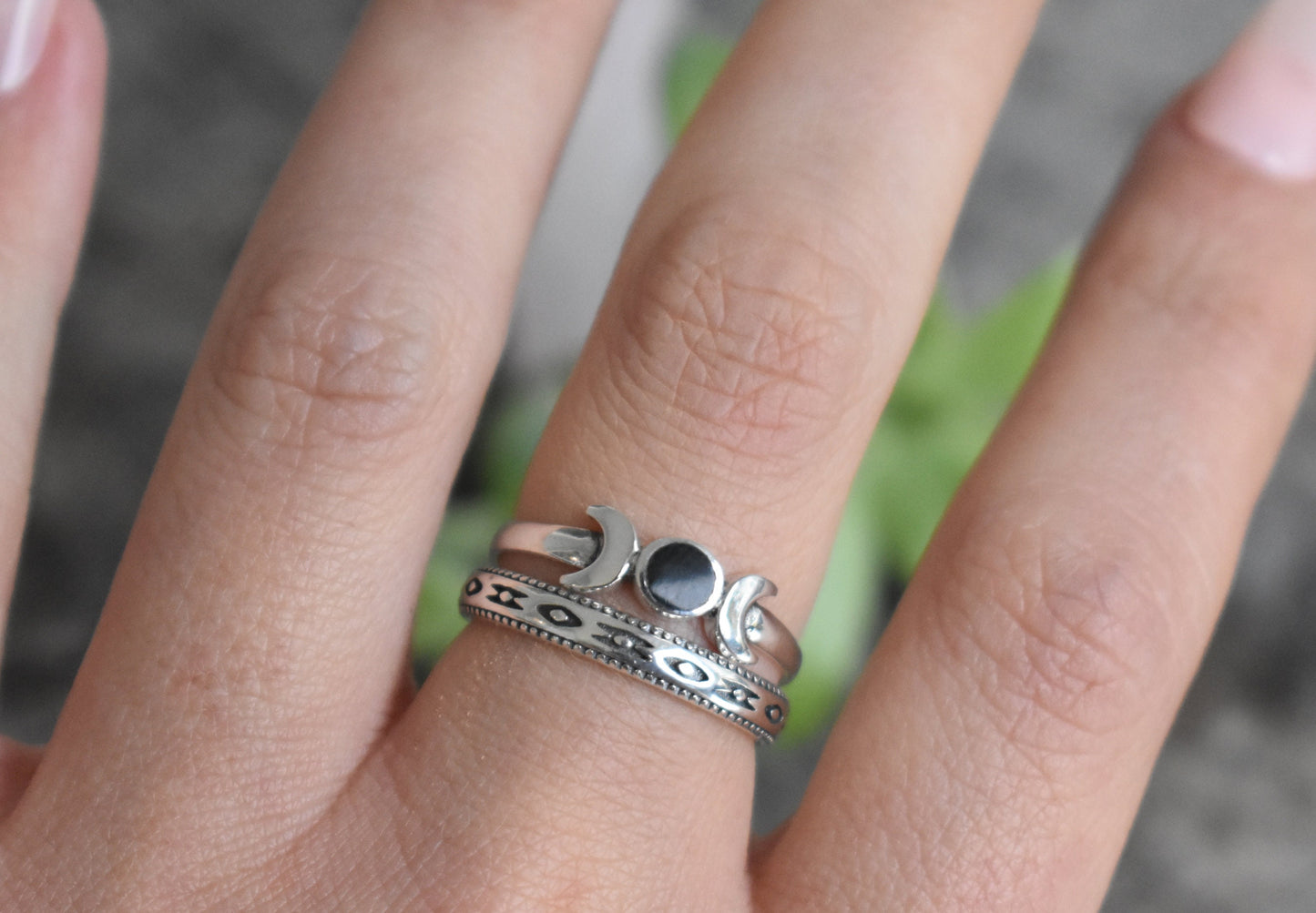 Black Onyx Moon Ring- Luna ring, Moon Phase Ring, Root Chakra Ring-Silver Ring