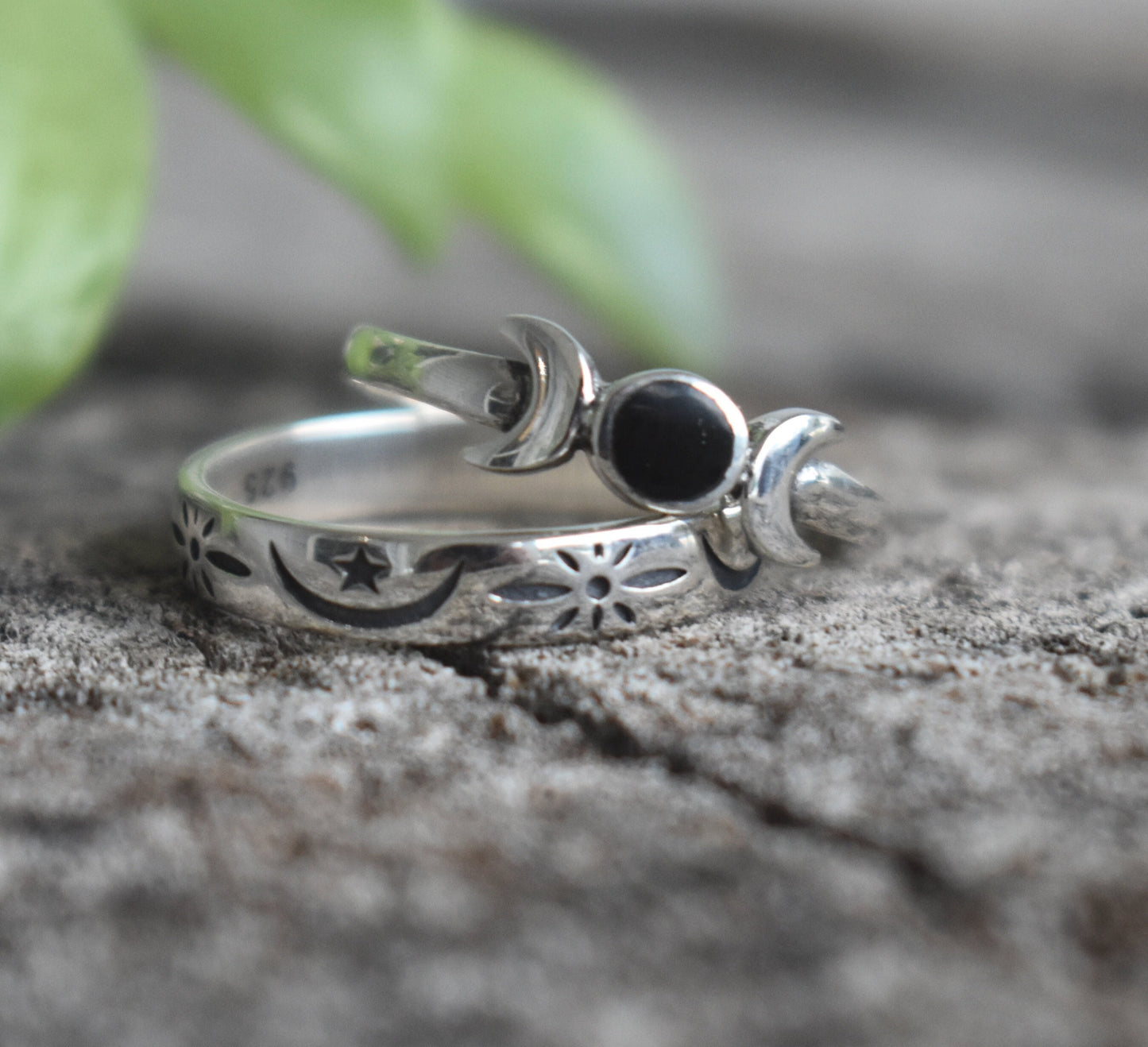 Black Onyx Moon Ring- Luna ring, Moon Phase Ring, Root Chakra Ring-Silver Ring