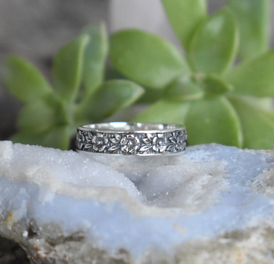 Flower Ring- Floral Ring, Eternity Band, Y2k Ring,- Cottagecore Ring- Sterling Silver
