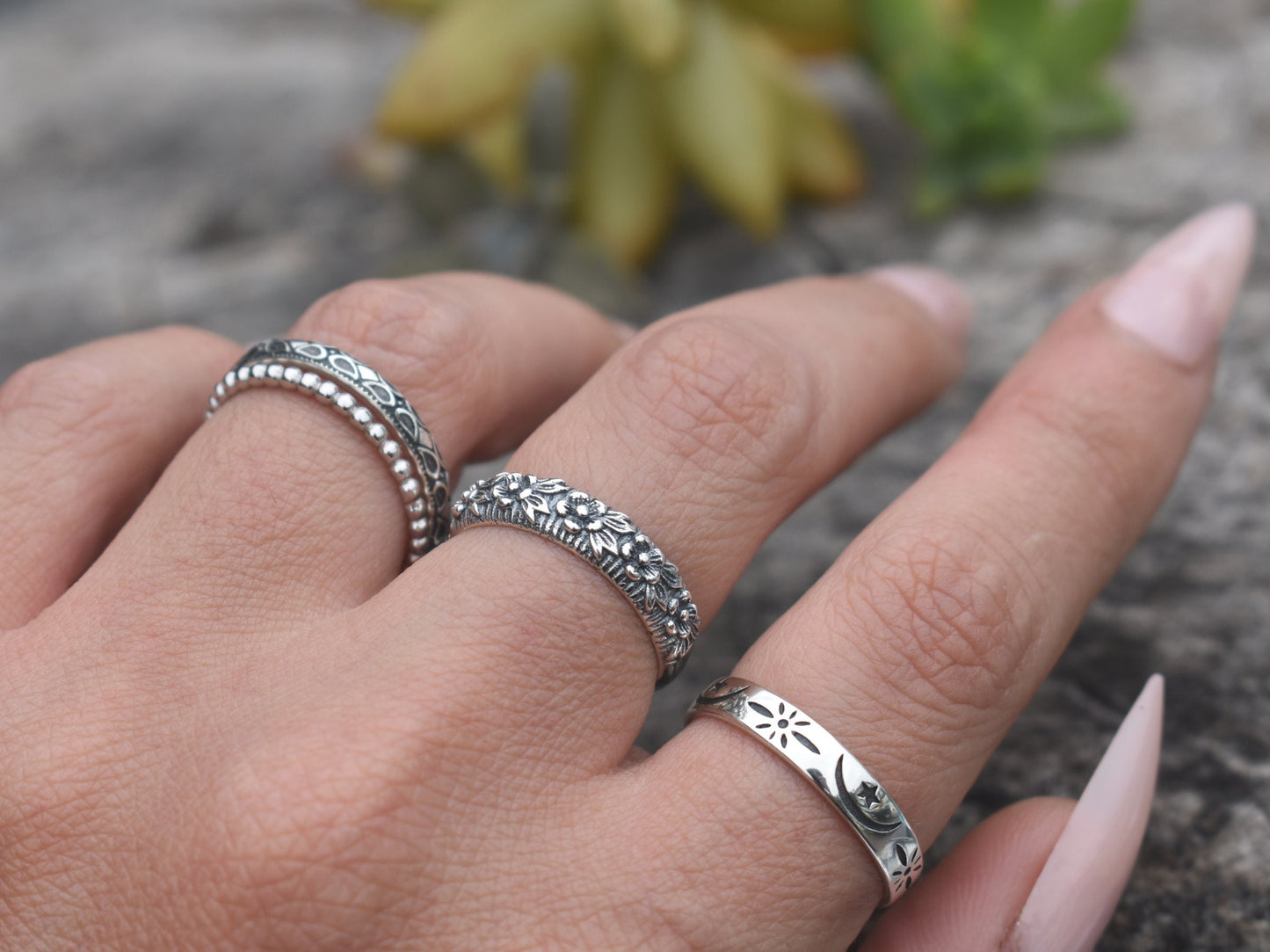 Floral ring- Flower Ring, Floral band, Y2k Ring, Flower Child, Cottagecore-Silver Ring