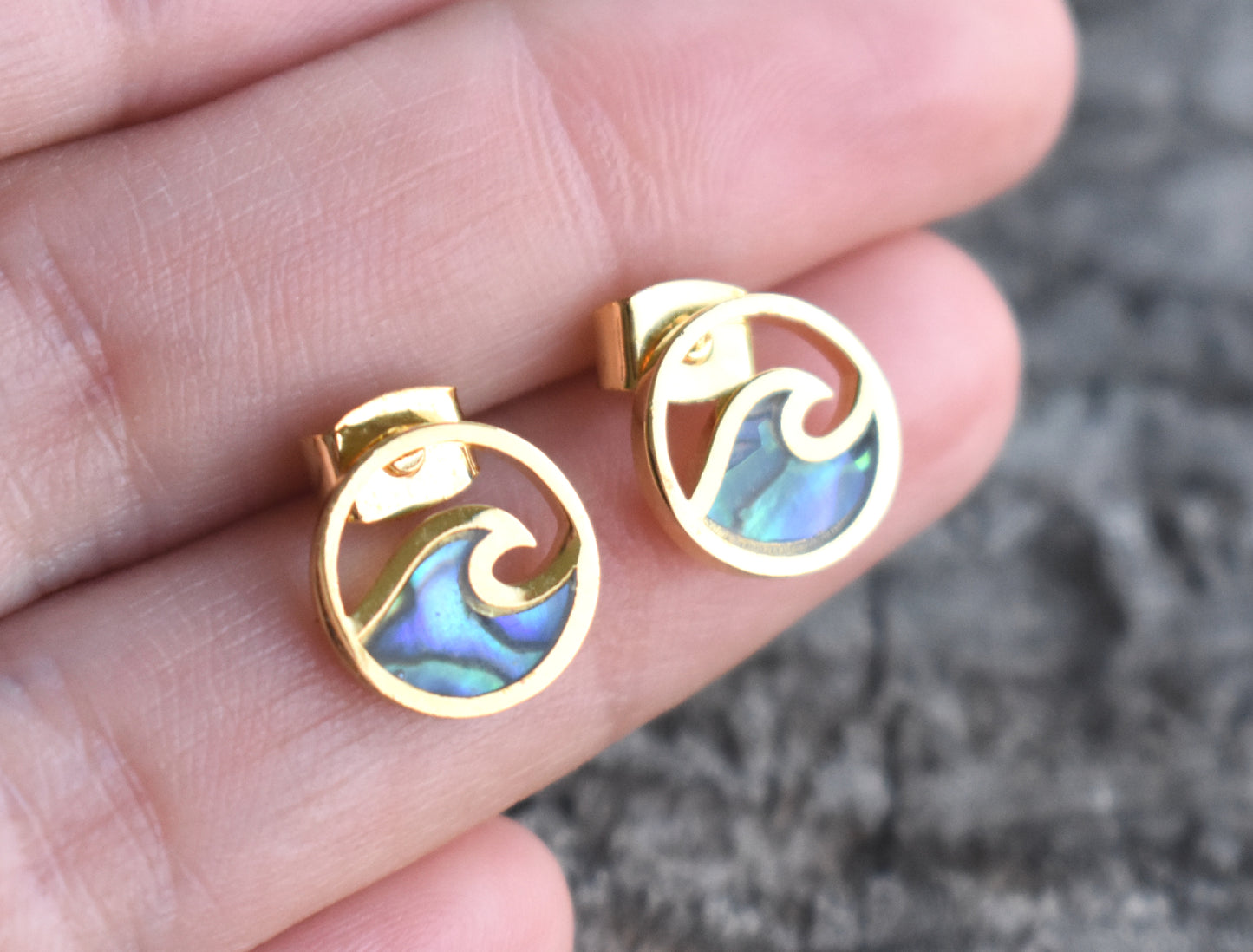 Gold Abalone Wave Stud Earrings-18k