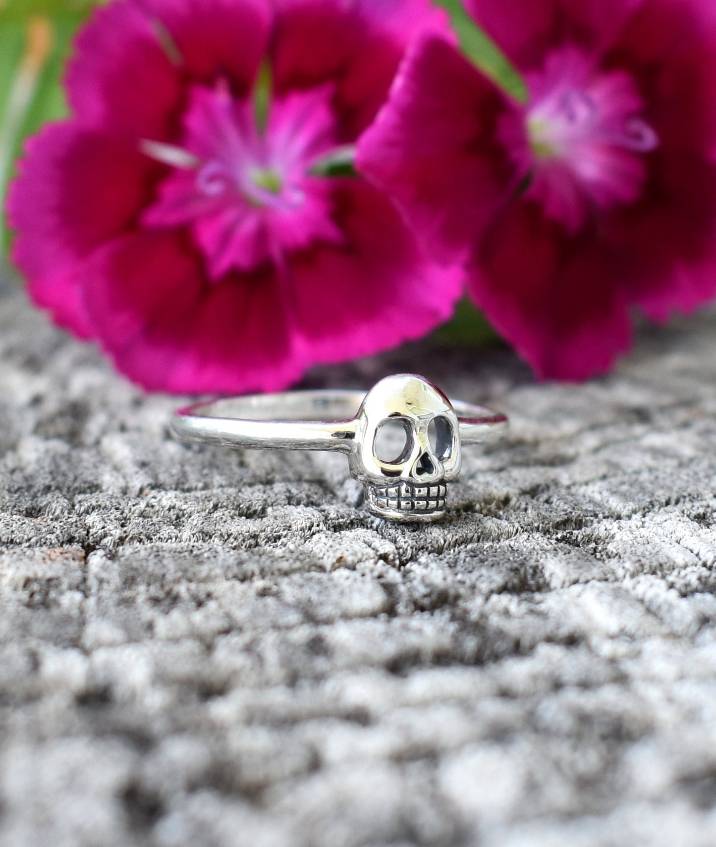 Skull Ring- Skeleton Ring, Skull Jewelry, Halloween Ring, Gothic Ring- Silver Ring