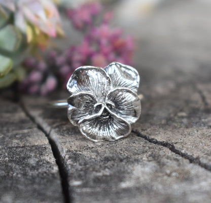 Pansy Ring- Flower Ring, Alice In Wonderland, Alice Flower- Silver Flower Ring