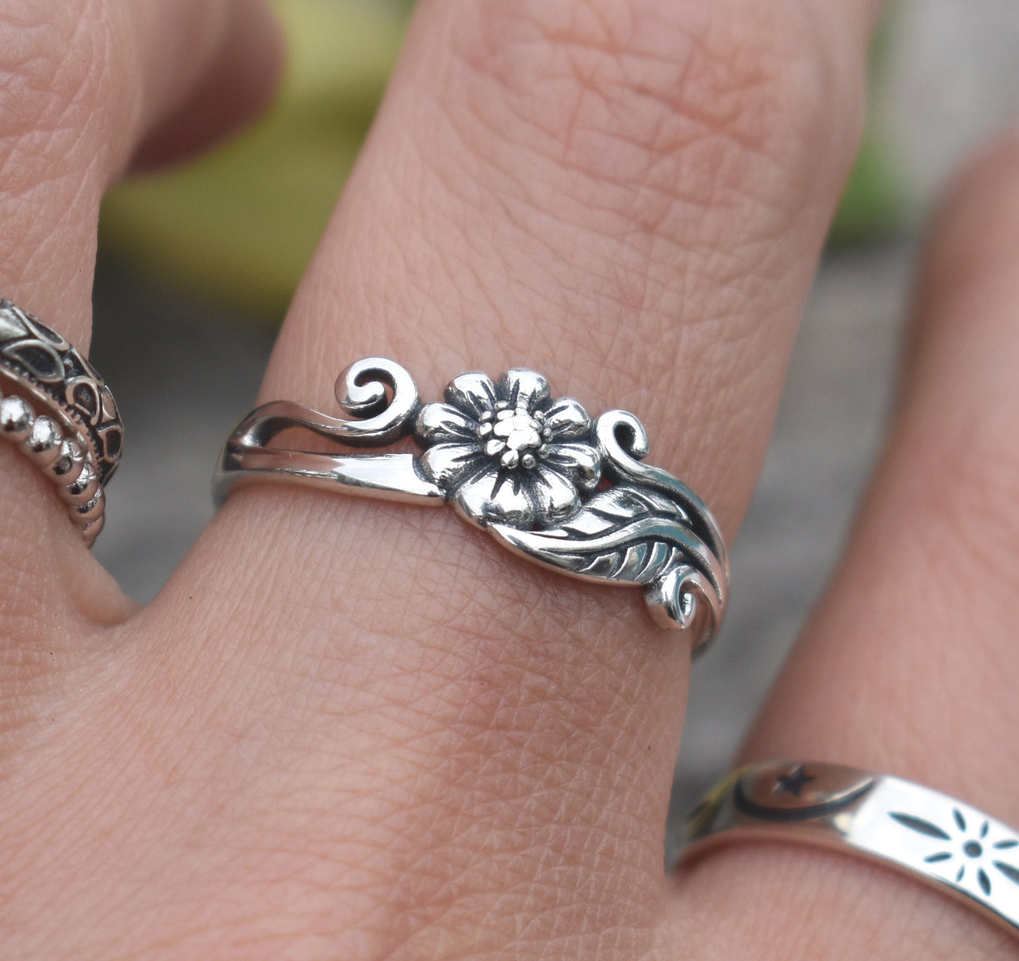 Flower Ring- Floral Ring, Daisy Ring, Y2k Ring- Cottagecore-Sterling Silver Ring